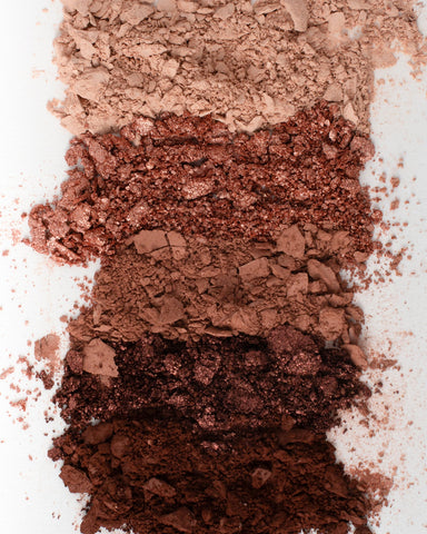Detalle de los tonos de la paleta de sombras OKWU Atacama en sus versiones Gold y Rose