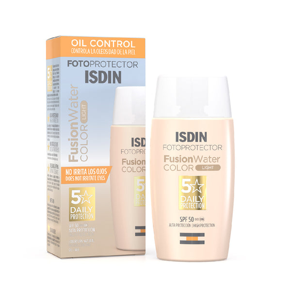 FusionWater Color SPF 50 - Protector solar ultraligero en distintos colores con oil control